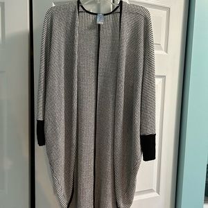 Pink Melo lightweight shrug/cardigan